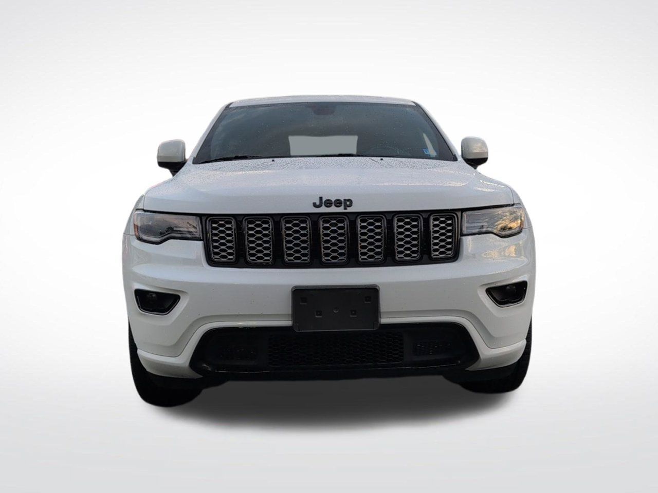 Used 2022 Jeep Grand Cherokee Laredo X AWD/4WD image 3
