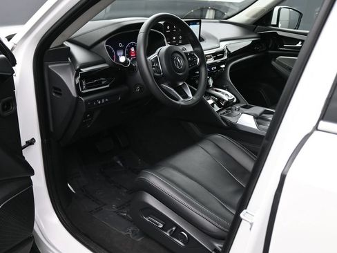 Used 2023 Acura MDX w/ Technology Package AWD/4WD image 2