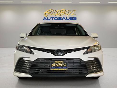 Used 2024 Toyota Camry LE image 8