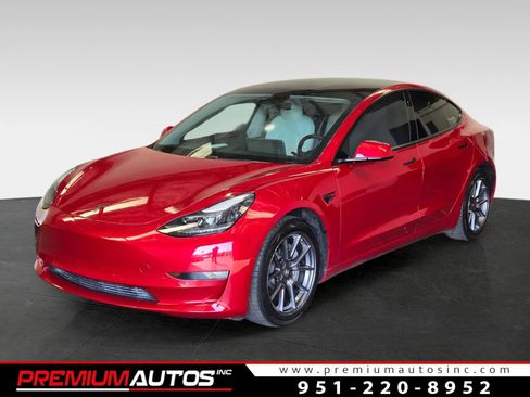 Used 2021 Tesla Model 3 Long Range image 1