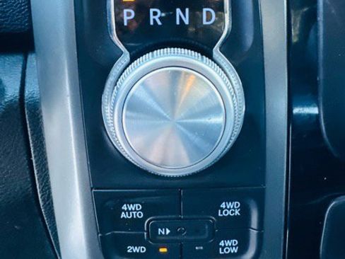 Used 2015 RAM 1500 Sport image 12