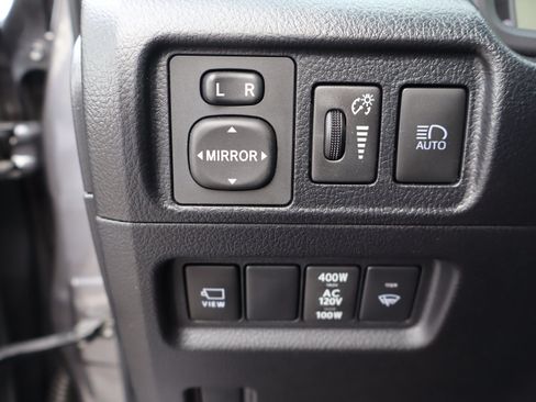 Used 2023 Toyota 4Runner SR5 Premium w/ Moonroof Package AWD/4WD image 21