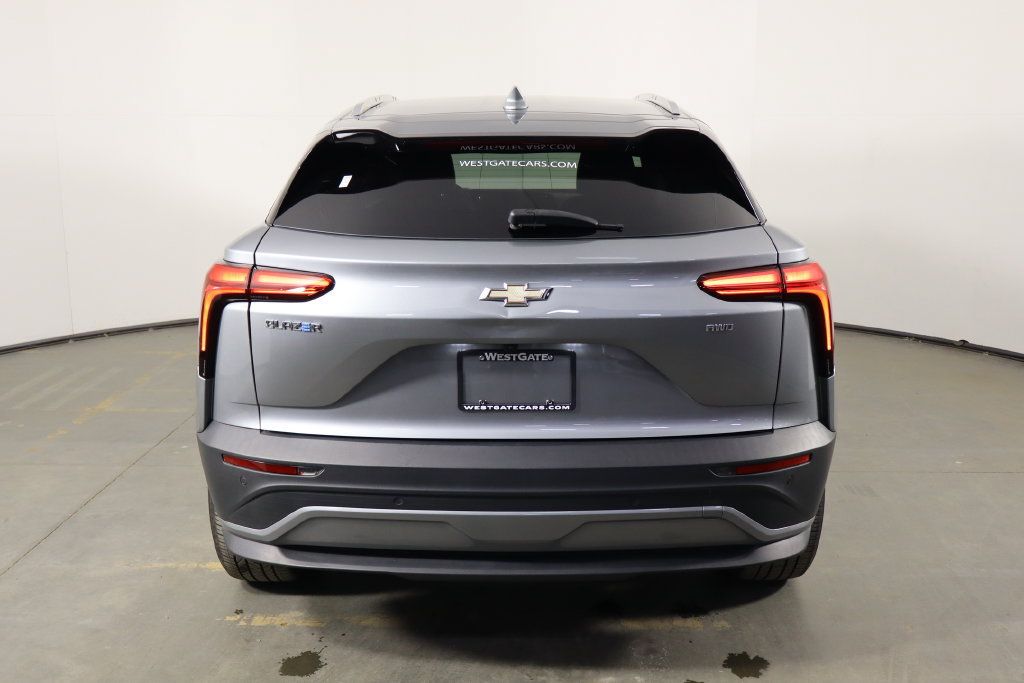 Used 2024 Chevrolet Blazer EV LT AWD/4WD image 4