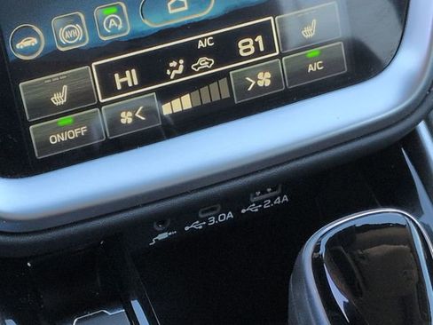 Certified 2025 Subaru Outback Limited w/ Popular Package #2 image 31