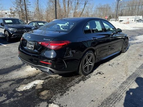 Used 2025 Mercedes-Benz C 300 4MATIC Sedan image 3