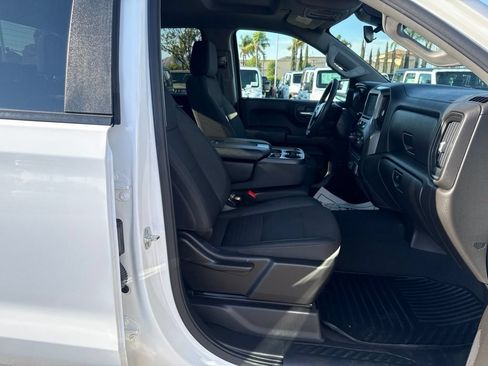Used 2025 Chevrolet Silverado 1500 Custom AWD/4WD image 23
