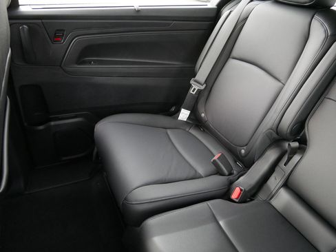 New 2026 Honda Odyssey EX-L image 12
