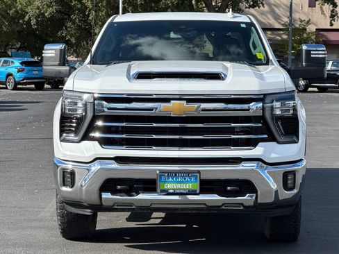 Used 2024 Chevrolet Silverado 2500 LTZ AWD/4WD image 8
