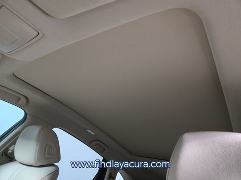 Used 2024 Acura RDX SH-AWD image 12