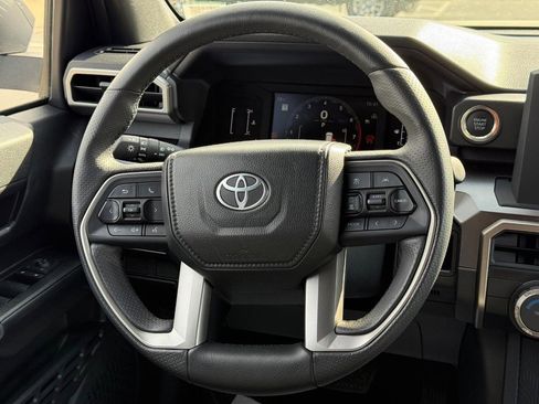 Certified 2025 Toyota 4Runner SR5 image 12