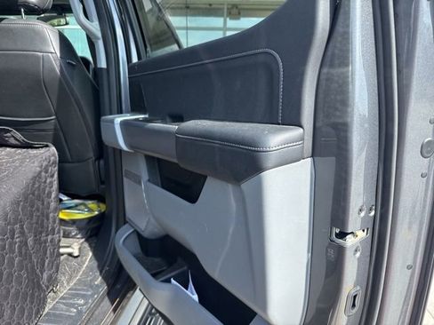 Used 2023 Ford F250 XLT w/ Black Appearance Package AWD/4WD image 30