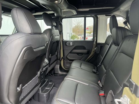 New 2025 Jeep Wrangler Unlimited Rubicon 392 image 34