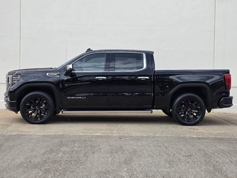 Used 2023 GMC Sierra 1500 Denali w/ Denali Reserve Package AWD/4WD image 2