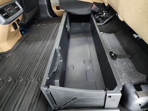 Used 2024 Ford F250 Lariat w/ Lariat Ultimate Package image 43