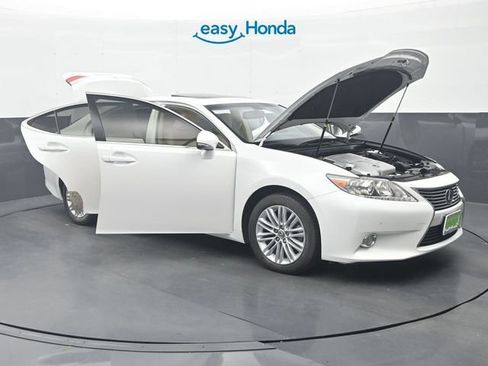Used 2013 Lexus ES 350 w/ Luxury Pkg FWD image 34