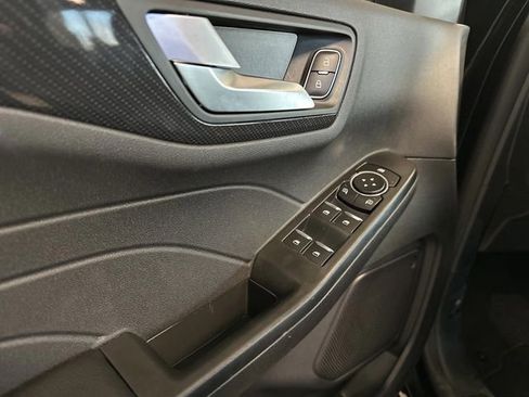 Certified 2025 Ford Escape ST-Line Elite image 26