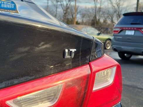 Used 2023 Chevrolet Malibu LT image 7