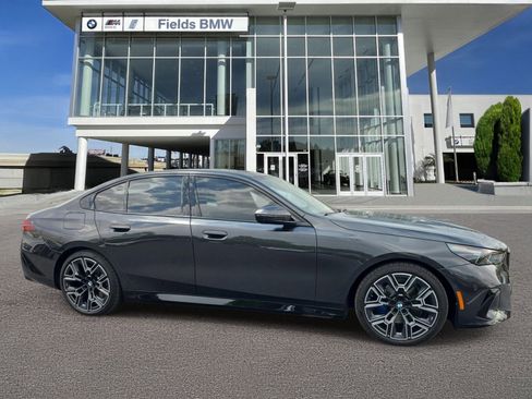 Used 2024 BMW 530i w/ M Sport Package RWD image 1