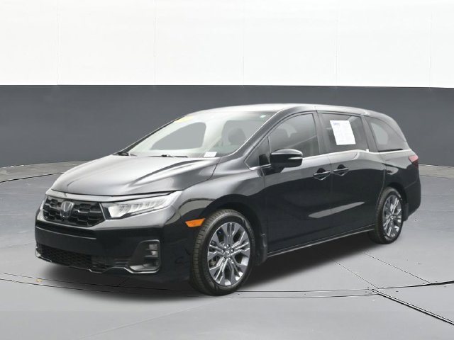 Used 2025 Honda Odyssey Touring image 4