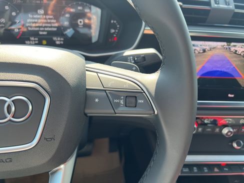 New 2025 Audi Q3 2.0T Premium image 35