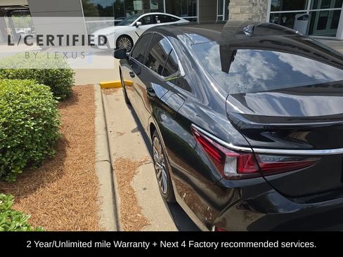 Used 2025 Lexus ES 300h w/ Technology Package FWD image 6