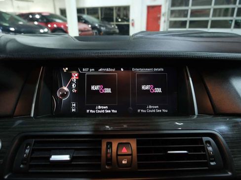 Used 2016 BMW 550i xDrive Sedan image 28