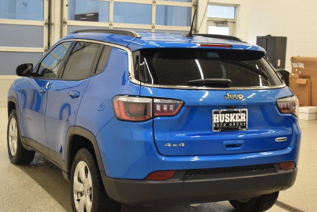 Used 2020 Jeep Compass Latitude w/ Cold Weather Group AWD/4WD image 10