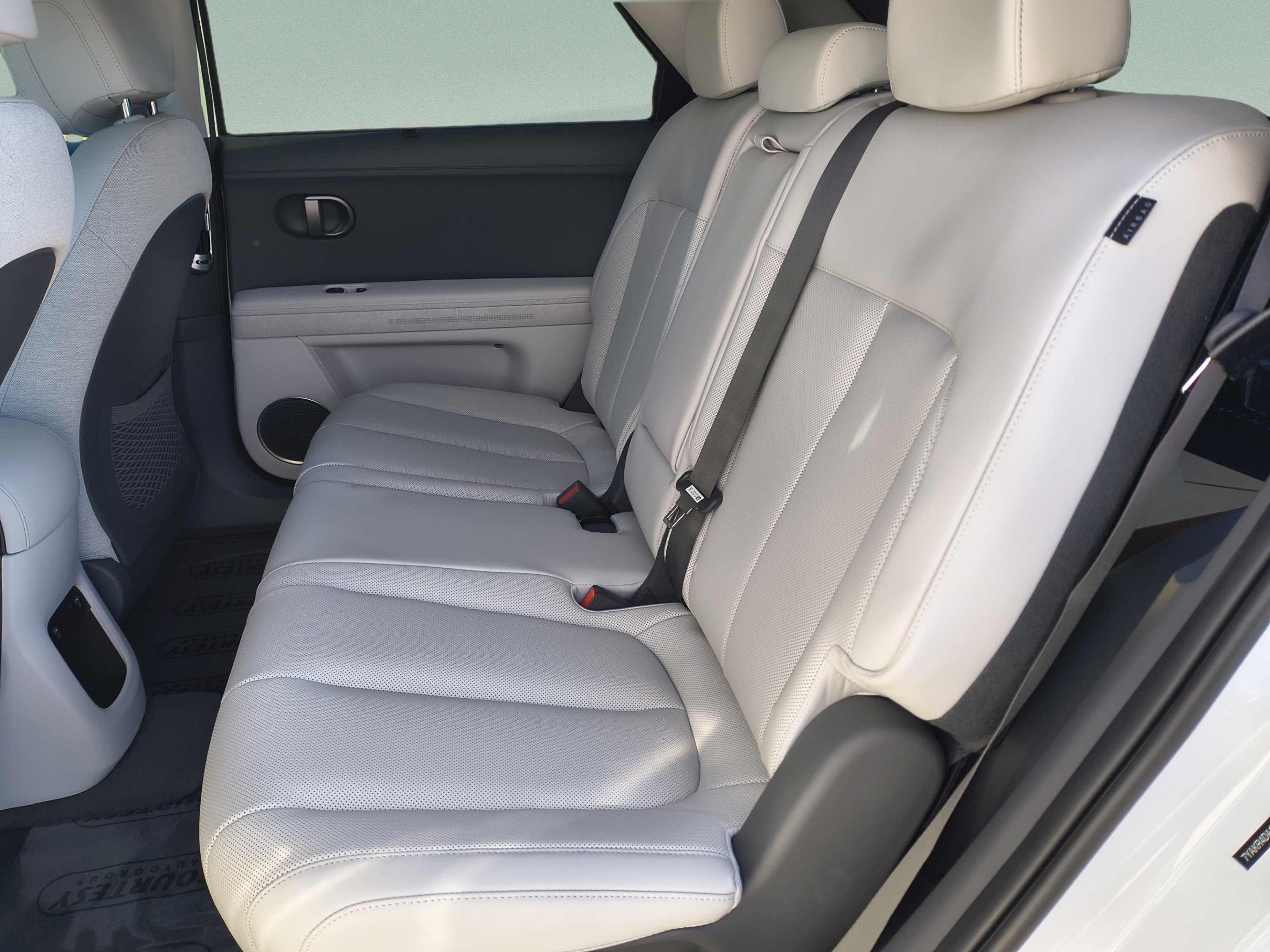 New 2027 Hyundai Ioniq 5 Limited RWD image 14