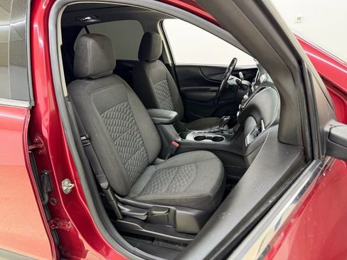 Used 2018 Chevrolet Equinox LT w/ Sun & Infotainment Package image 10