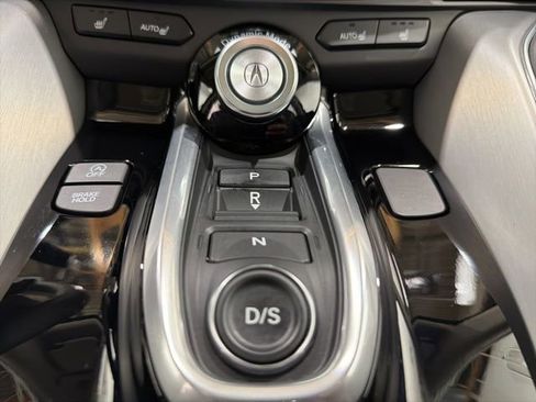 Certified 2025 Acura TLX w/ Technology Package FWD image 41