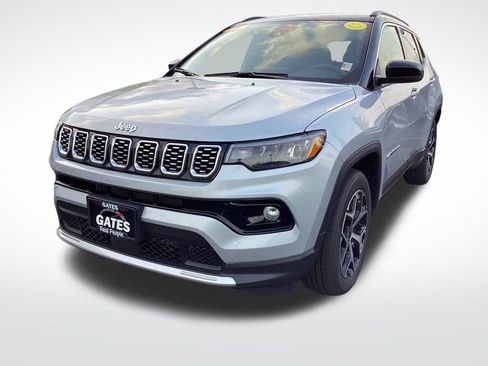 Used 2025 Jeep Compass Limited AWD/4WD image 5