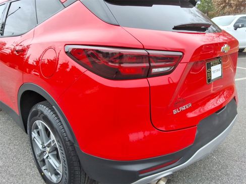 Certified 2024 Chevrolet Blazer LT image 13