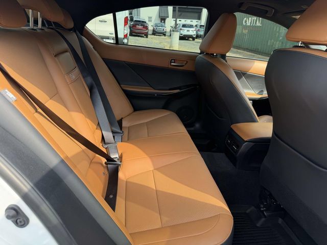 Used 2023 Lexus IS 300 AWD w/ Premium Package image 10
