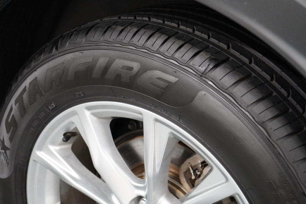 Used 2025 Honda CR-V EX-L image 36