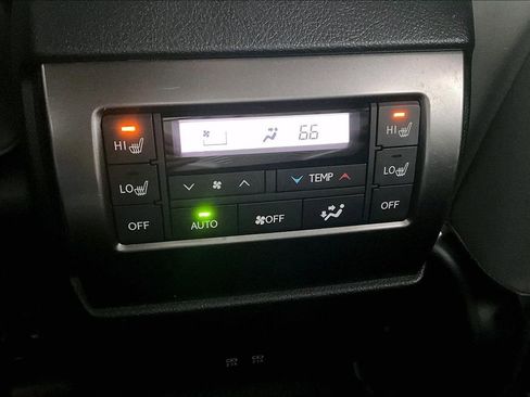 Used 2023 Lexus GX 460 w/ Black Line Special Edition image 10