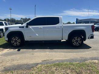 Used 2023 GMC Sierra 1500 AT4 w/ AT4 Premium Package AWD/4WD video 1