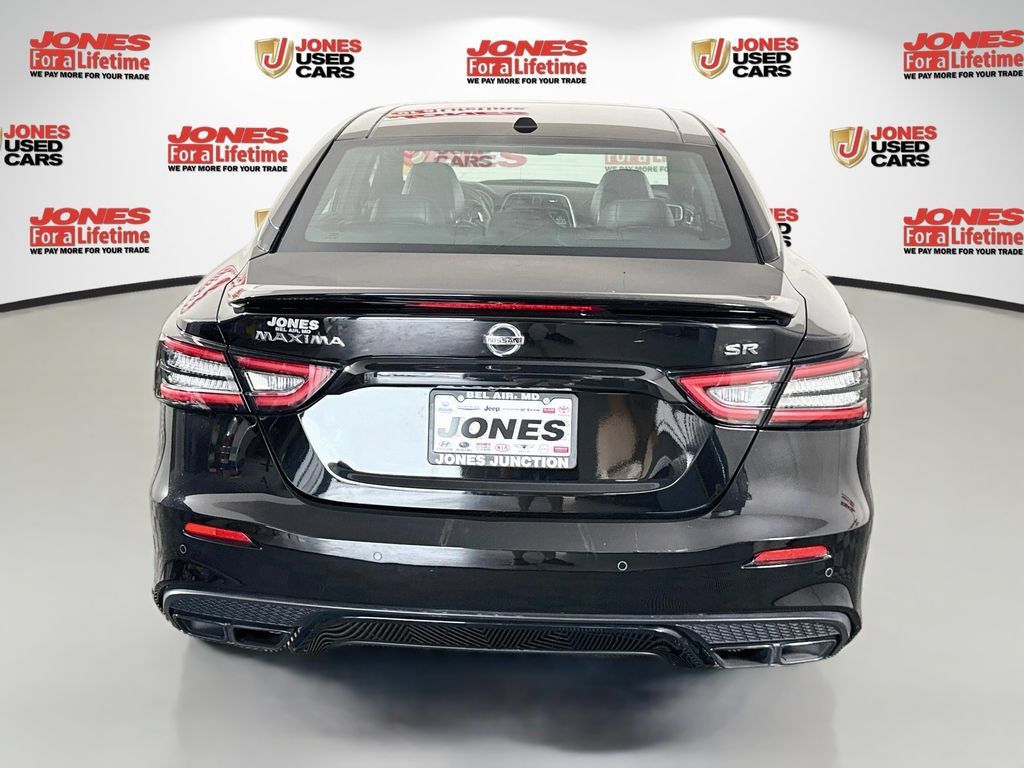 Certified 2022 Nissan Maxima SR w/ Sport Mat Group FWD image 18