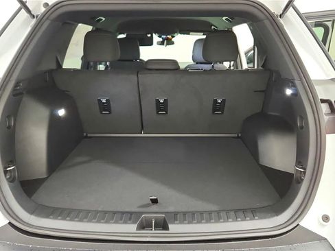 New 2026 Chevrolet Equinox LT FWD image 19