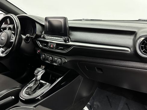 Used 2021 Kia Forte GT-Line image 33