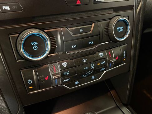 Used 2017 Ford Explorer XLT w/ Equipment Group 202A image 54