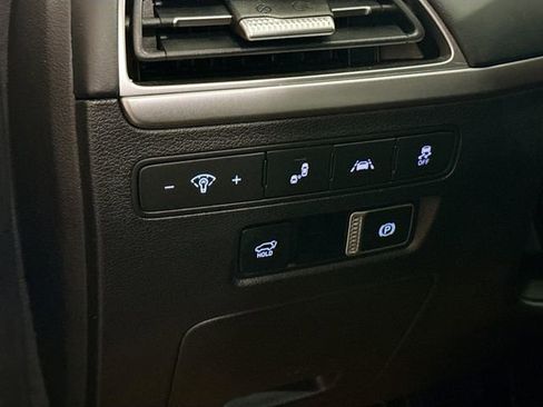 Used 2020 Hyundai Palisade SEL w/ Premium Package image 11