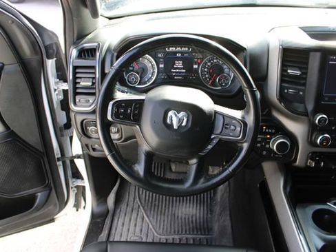 Used 2023 RAM 1500 Lone Star AWD/4WD image 17