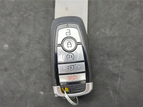 Used 2023 Ford Escape ST-Line w/ Tech Pack #1 AWD/4WD image 21