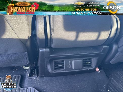 Used 2025 Chevrolet Silverado 3500 LT w/ Convenience Package image 32