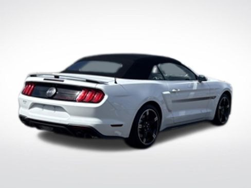 Certified 2019 Ford Mustang GT Premium w/ Equipment Group 401A RWD image 4