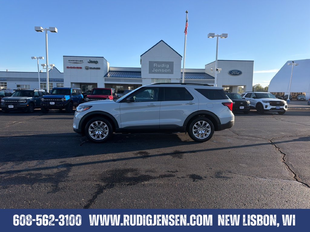 New 2027 Ford Explorer Active w/ Active Comfort Package AWD/4WD image 2