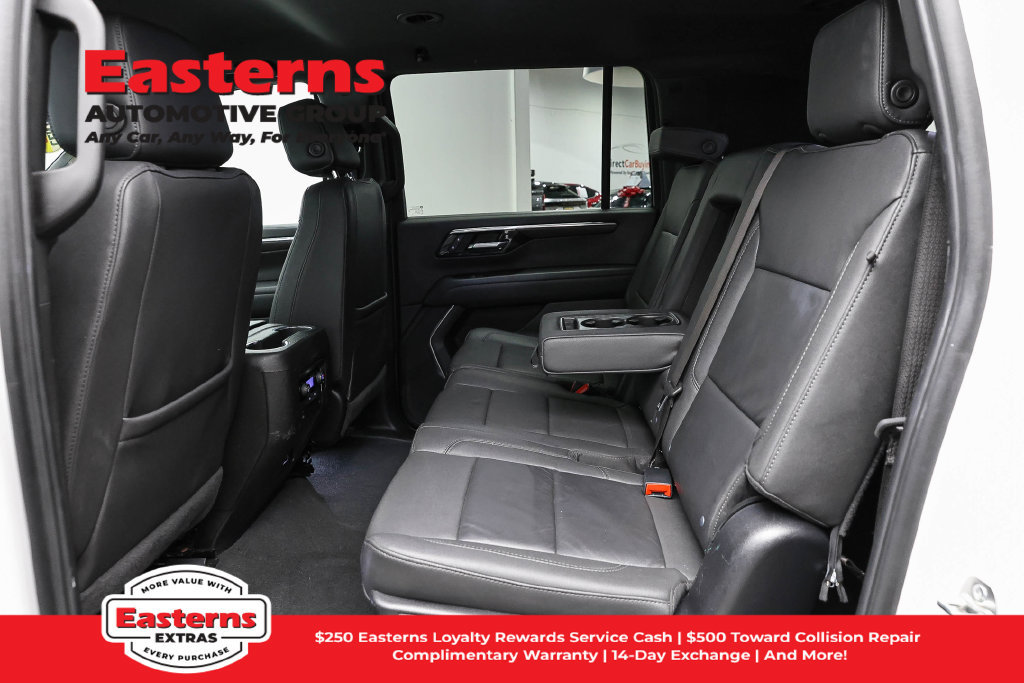 Used 2025 Chevrolet Suburban Z71 AWD/4WD image 22