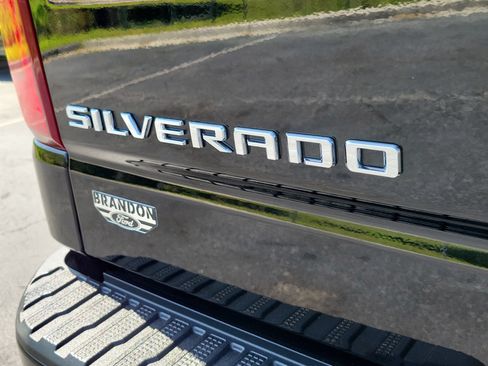 Used 2021 Chevrolet Silverado 1500 LT Trail Boss w/ Convenience Package II AWD/4WD image 7