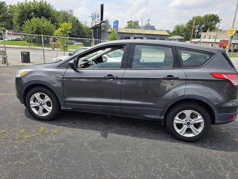 Used 2016 Ford Escape S FWD image 4