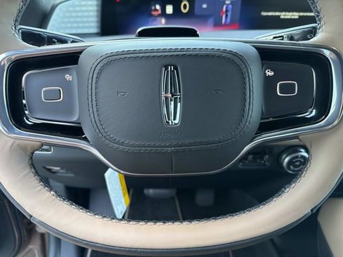 New 2026 Lincoln Navigator L Black Label AWD/4WD image 26